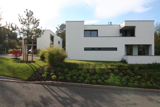 Haus je