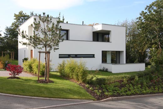 Haus je