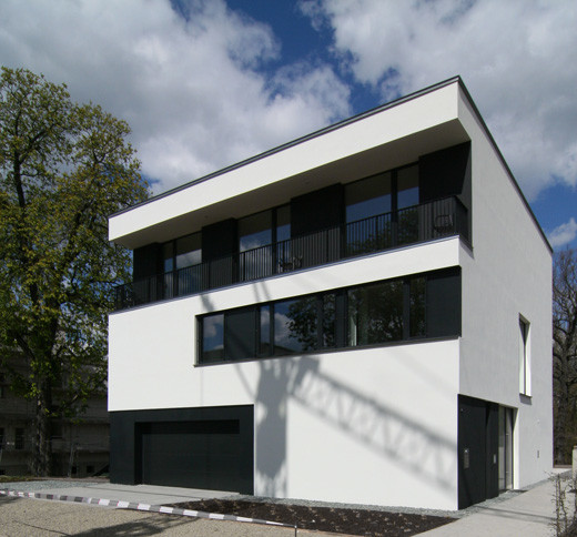 Haus i