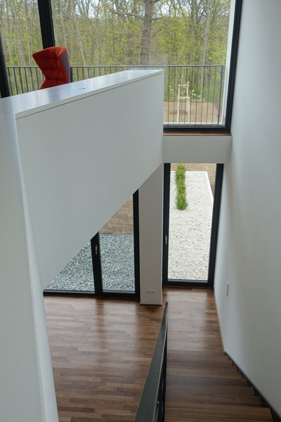 Haus i