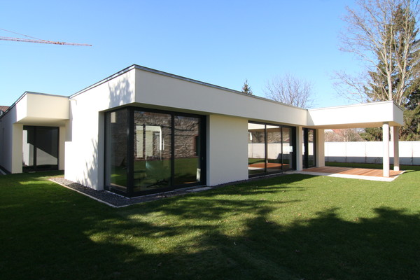 haus ki, Karsten Bauer